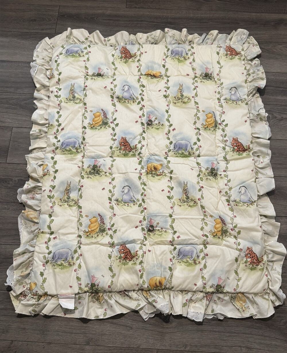 Vintage Disney Classic Pooh Crib Quilt Blanket Ruffle 1996 Red Calliop USA